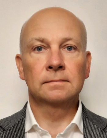 Profile picture of Roland Buettner