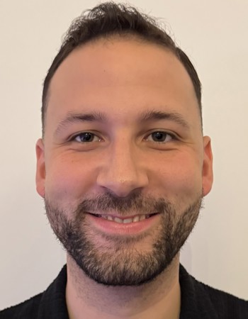 Profile picture of Dennis Oetjen