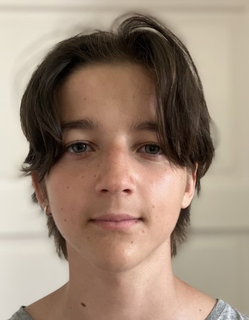 Profile picture of Adrian Aichholzer