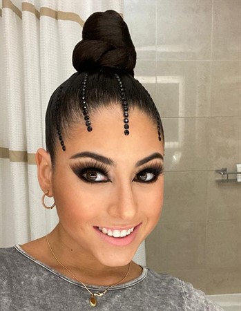 Profile picture of Roshelle Gutt