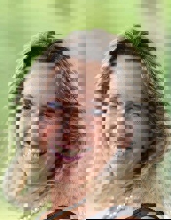 Profile picture of Alexandra Salusek