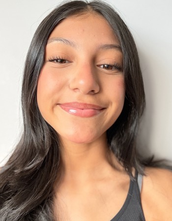 Profile picture of Naomi Cadena Flores