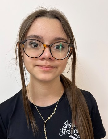 Profile picture of Ipek Duru Pallos