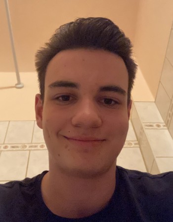 Profile picture of Szucs Henrik