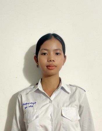 Profile picture of Reaksa Chomreun