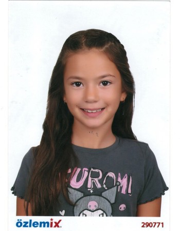 Profile picture of Ayza Nil Sariyildiz