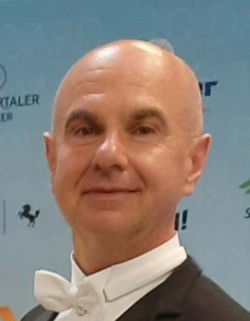 Profile picture of Alexander Suppes