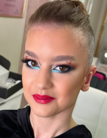 Profile picture of Beznoszka Anita Anna