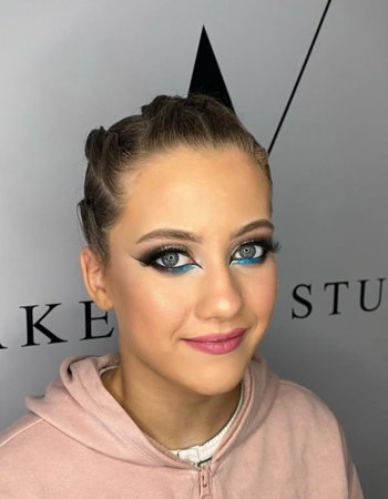 Profile picture of Carla Perez Salvat