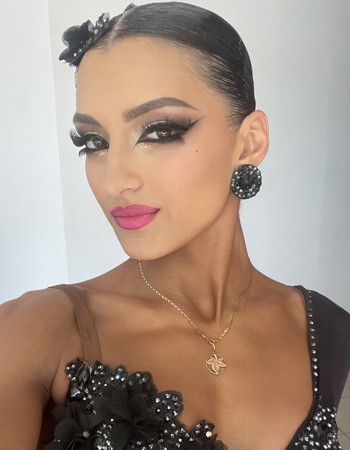 Profile picture of Balogh Rebeka