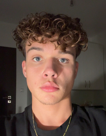 Profile picture of Alex Ochodnicky