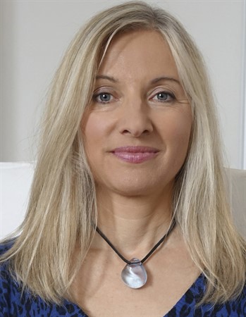 Profile picture of Nathalie Follana