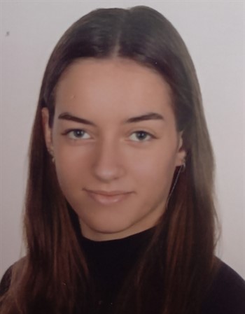 Profile picture of Nell Zeuge