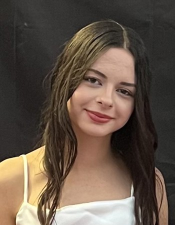 Profile picture of Ela Ozgur