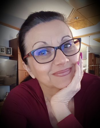 Profile picture of Eva Dvorak