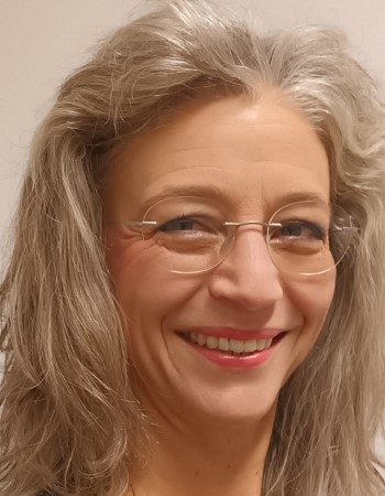 Profile picture of Yvonne Faatz