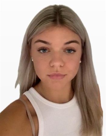 Profile picture of Veronika Podhaiska