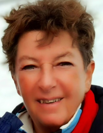 Profile picture of Marina Roehrenbacher