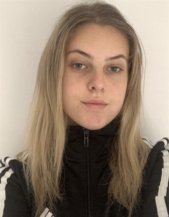 Profile picture of Szurma Dorina