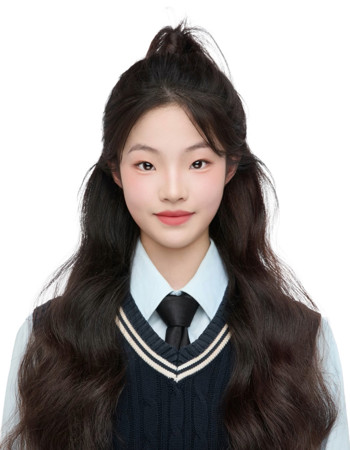 Profile picture of Li Yifei