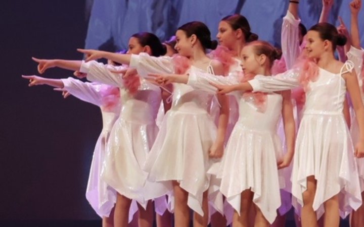 Profile picture of Curiosity killed the Cat FIVE KIDS