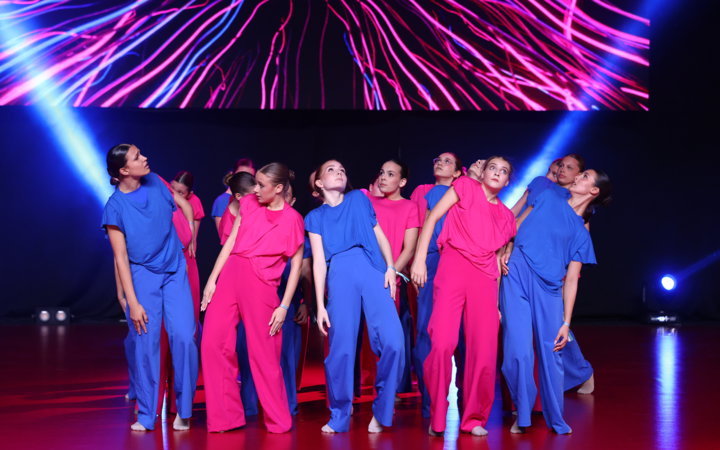 Profile picture of The Imposter FIVE SENIOR