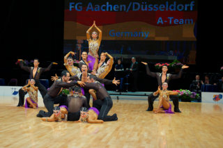2013 European Latin Formation © Roland