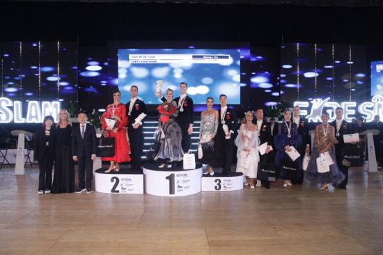 PODIUM GS STANDARD.JPG