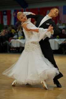 Evgeny Nikitin - Dana Spitsyna, RUS © Roland