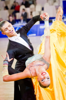 2012 European Youth Ten Dance © spkrash.com