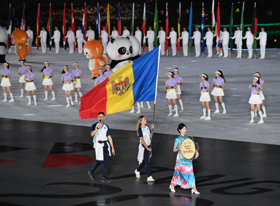 Part 4 The Flag, the Gold, the Future &mdash; The Story of Glukhov and Glazunova.jpg