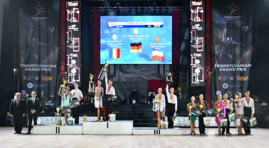 FOTO - PODIUM WORLD CHAMPION JUNIOR II.JPG